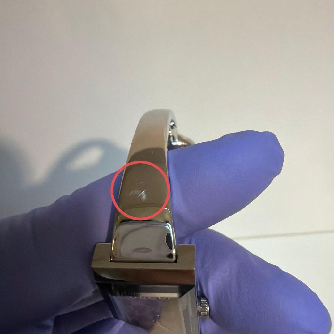 m*u様 GUCCI 腕時計　127.5