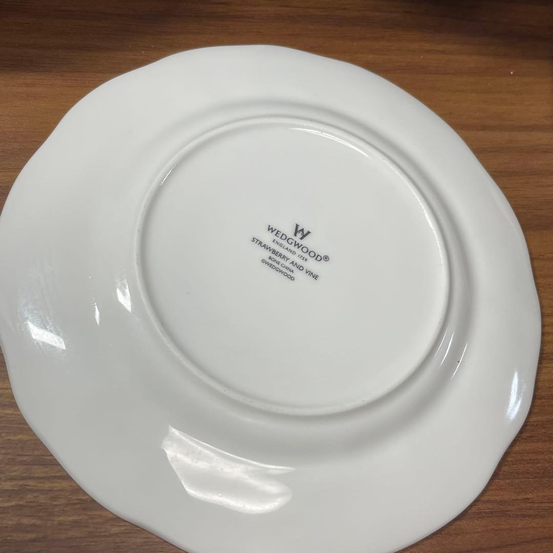 【希少】17cm 6枚ウェッジウッド ストロベリー＆バイン 廃盤 箱あり