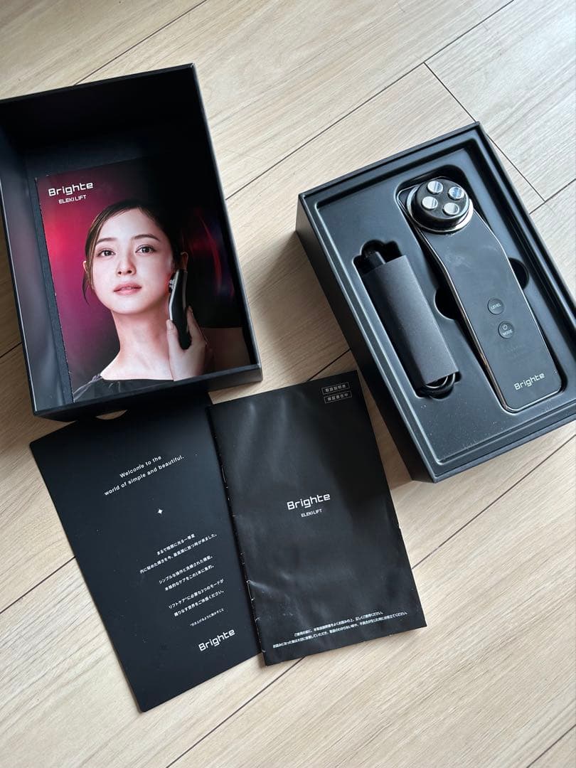 美品★ELEKI LIFT ブライト 美顔器 EMS