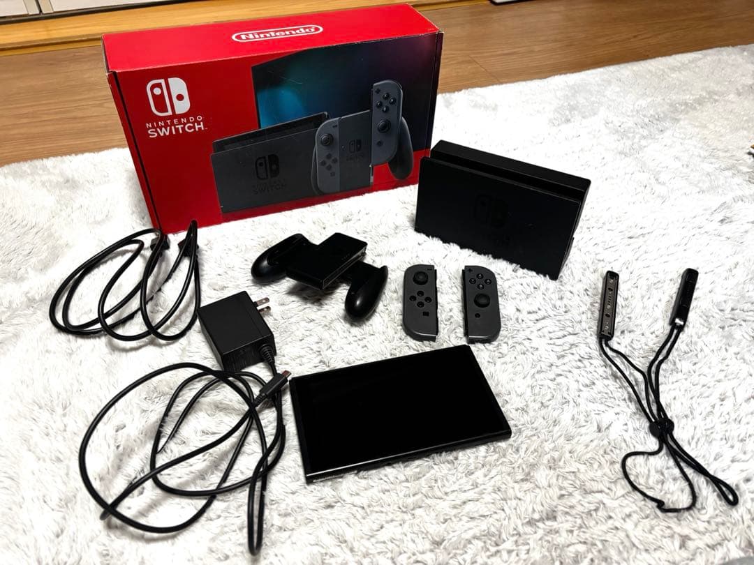 Nintendo Switch 任天堂スイッチ　本体　箱入り