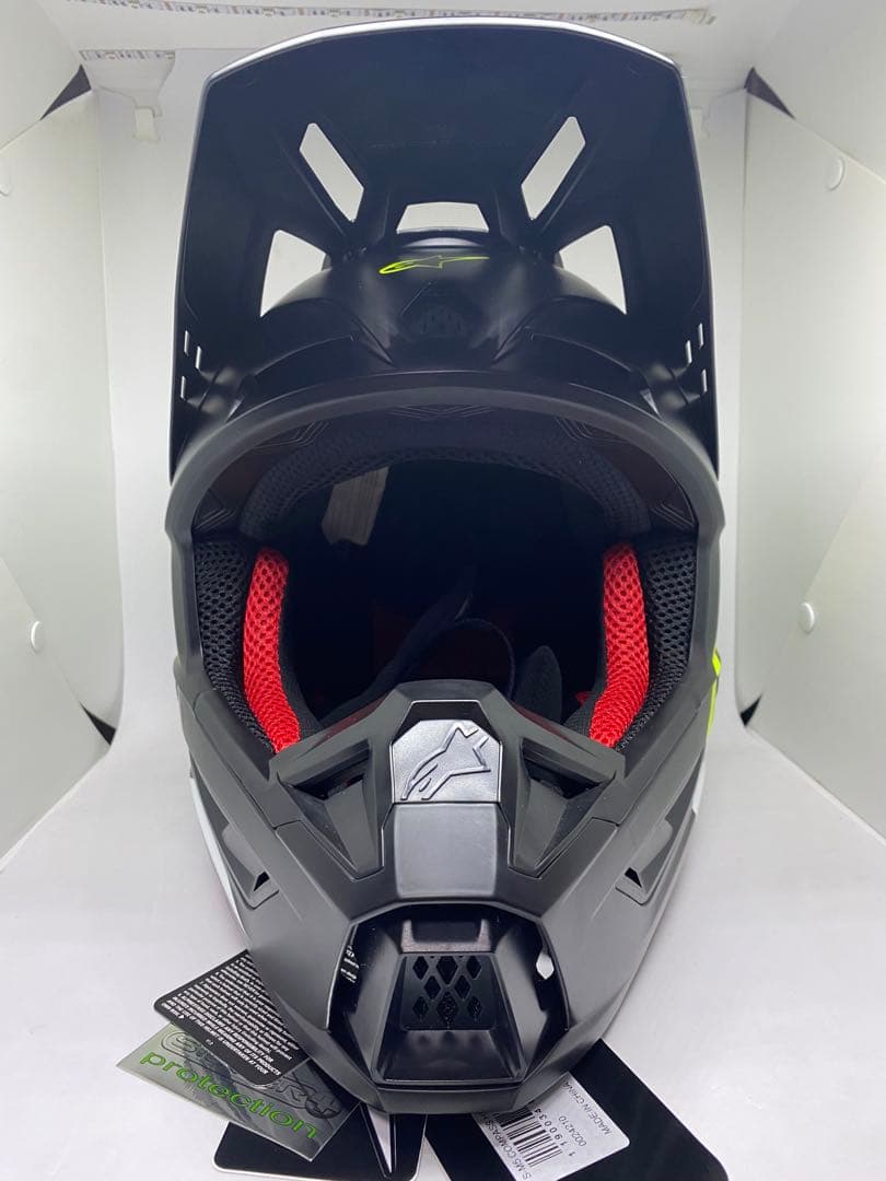 あか、アルパインスターズ SM5 オフロードヘルメット