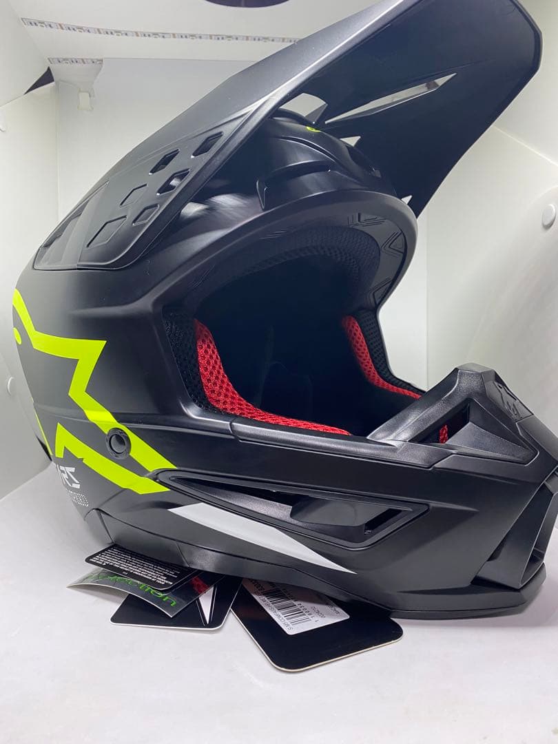 あか、アルパインスターズ SM5 オフロードヘルメット