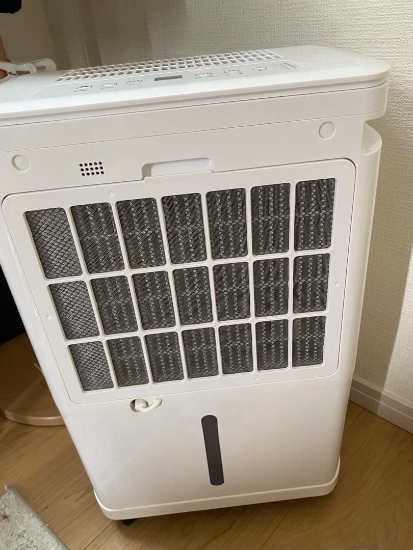 タンスのゲン　コンプレッサー式　除湿機　JO05 2024年製