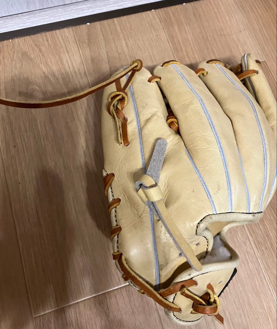 Greedy 投手用グローブ　特殊重心