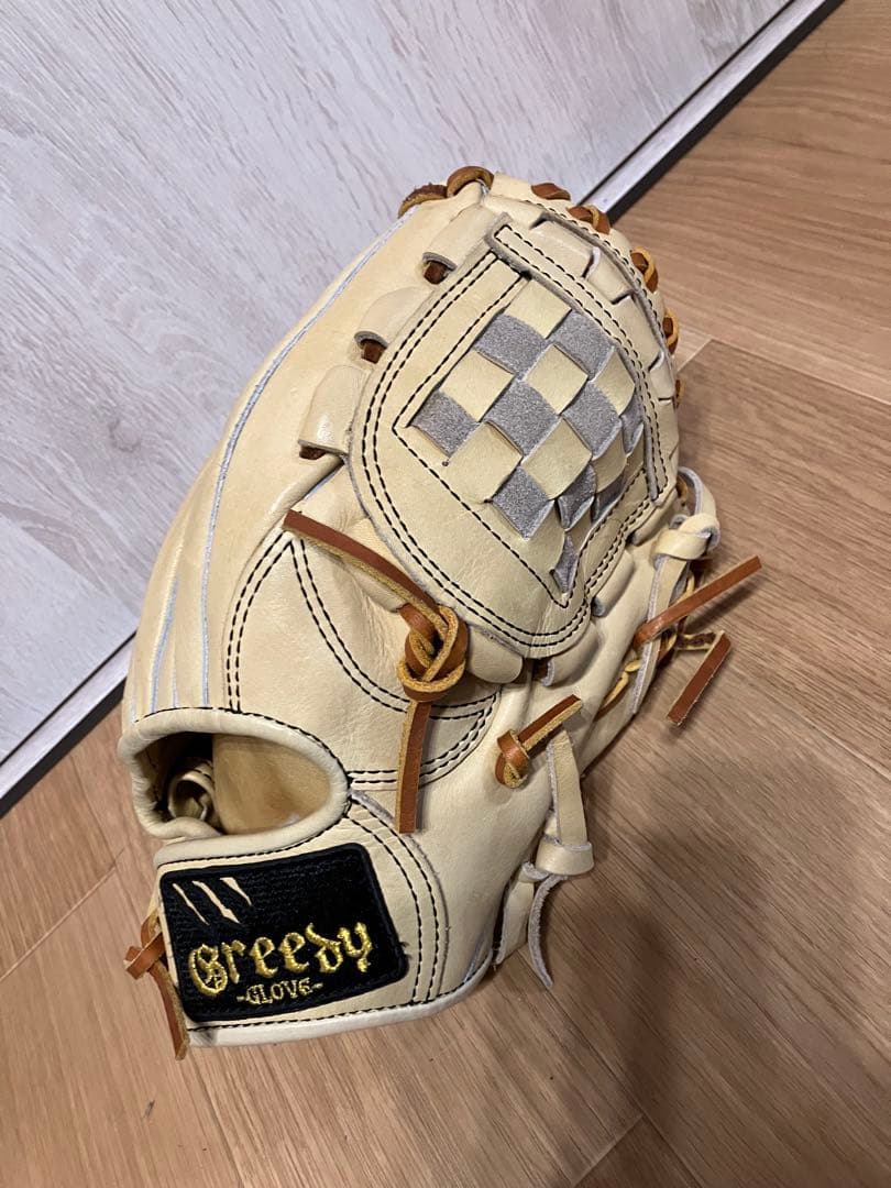 Greedy 投手用グローブ　特殊重心