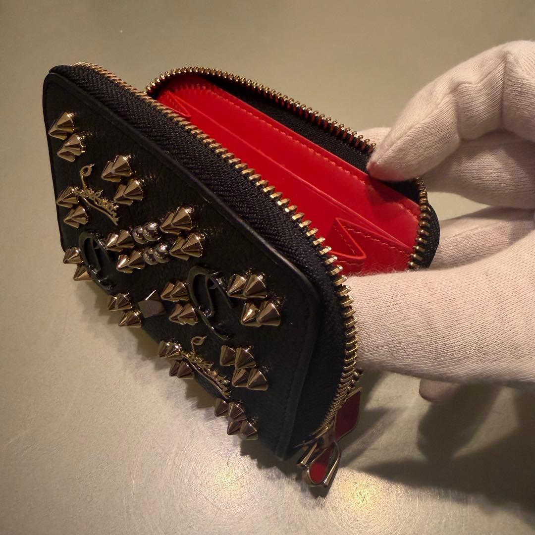 クリスチャンルブタン ケース 小銭入れ カード2枚 黒/赤