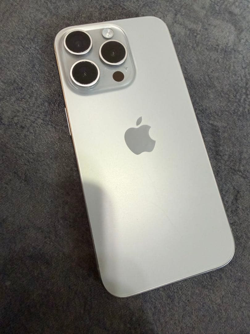 iPhone 15 Pro 128GB ナチュラルチタニウム SIMフリー