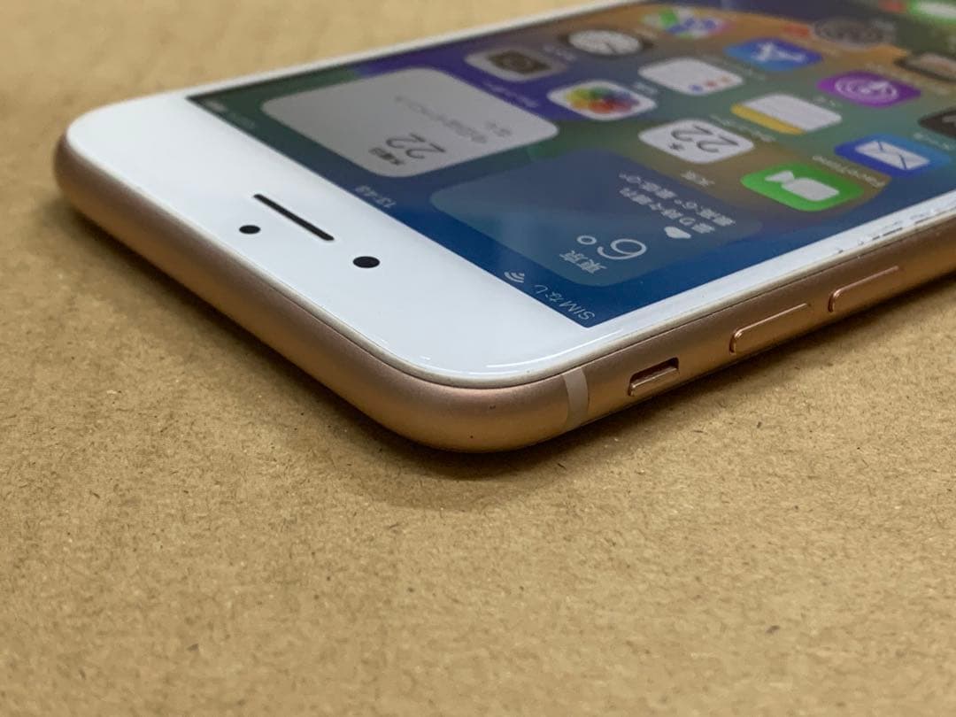 Apple iPhone8 ゴールド 4.7インチ バッテリー新品100%