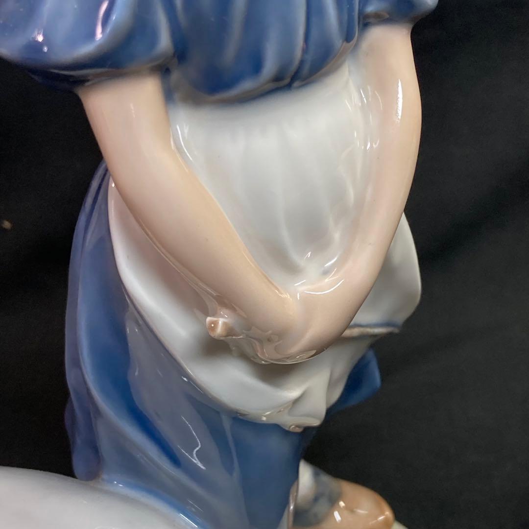 はなぞの様【美品】ロイヤルコペンハーゲン ガチョウと歩く少女 シルバースワン