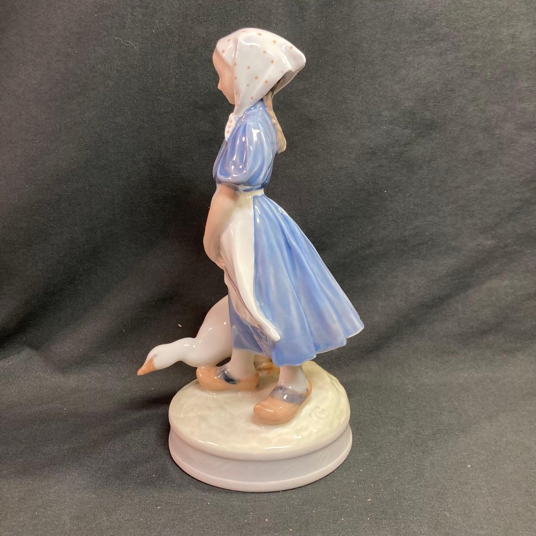 はなぞの様【美品】ロイヤルコペンハーゲン ガチョウと歩く少女 シルバースワン