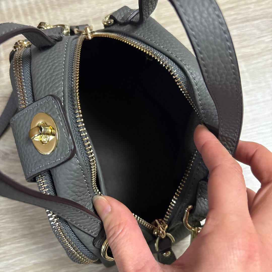 グレー レザー ダブルファスナーショルダーバッグ