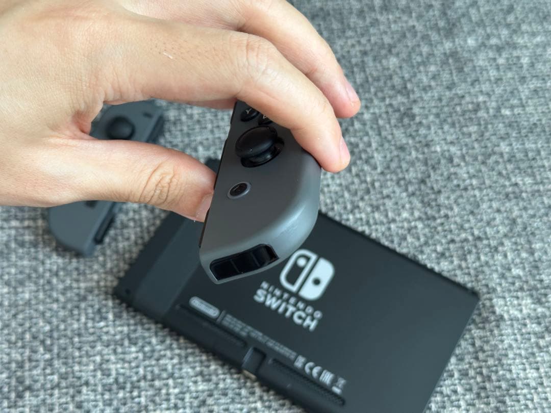即日発送可能　美品　Nintendo Switch 2021年　グレー