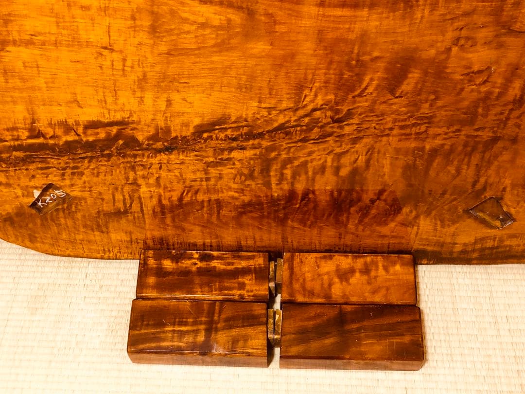 【格安出品】座卓 キズあります 重量50kg 天板厚み7cm