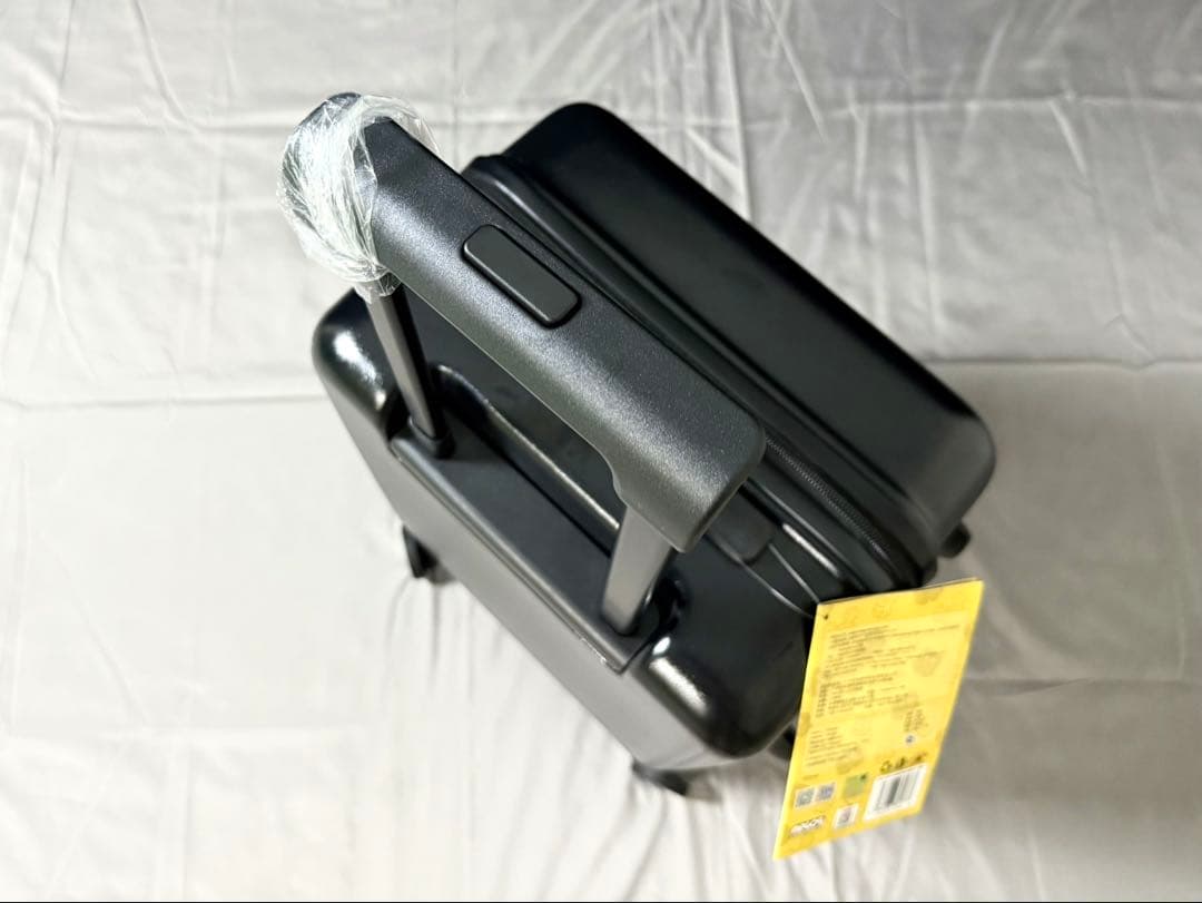 未使用品 ディズニー ミッキーマウス キャリーケース 20インチ ブラック