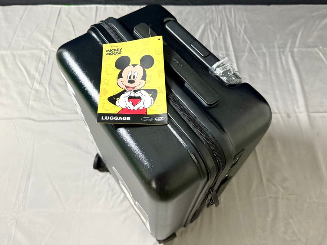 未使用品 ディズニー ミッキーマウス キャリーケース 20インチ ブラック