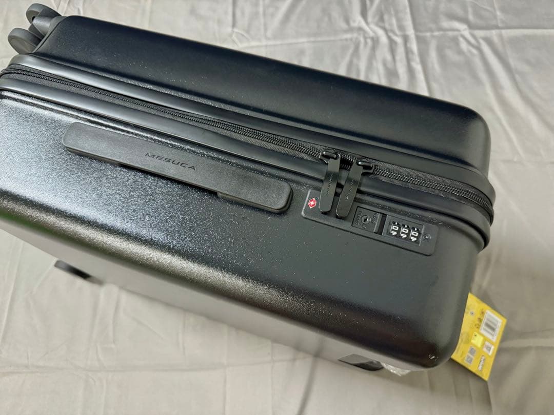 未使用品 ディズニー ミッキーマウス キャリーケース 20インチ ブラック