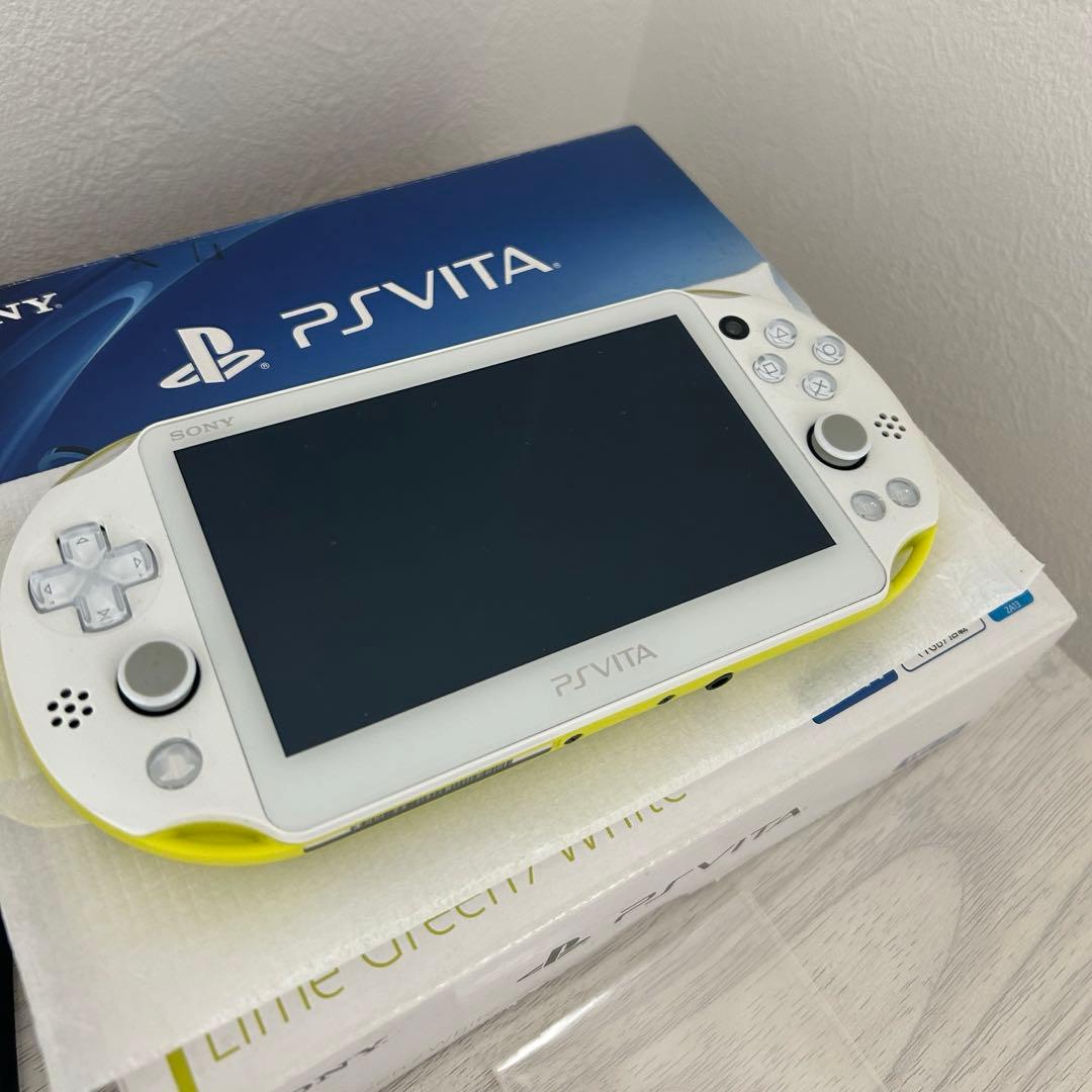 箱付⭐️本体極美品⭐️PSVita 本体 PCH-2000［ライムグリーン］