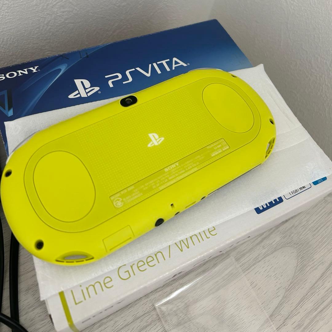 箱付⭐️本体極美品⭐️PSVita 本体 PCH-2000［ライムグリーン］