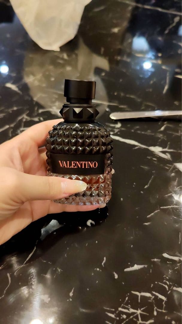 香水(男性用) Born in Roma intense