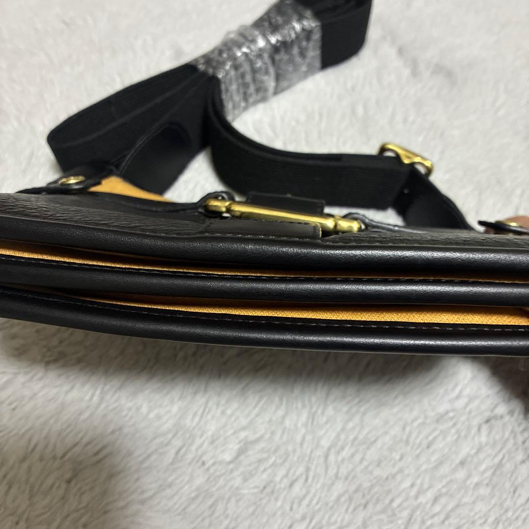 HUNTINGWORLDレザーショルダーバッグ 黒とイエロー