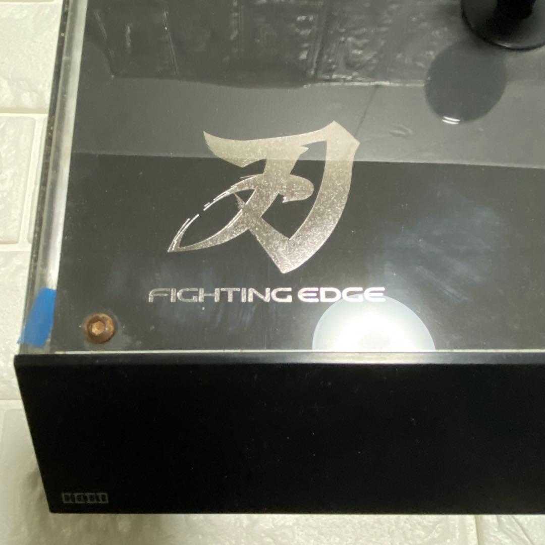 やま【箱付き】HORI ファイティングエッジ刃 PS4/PC