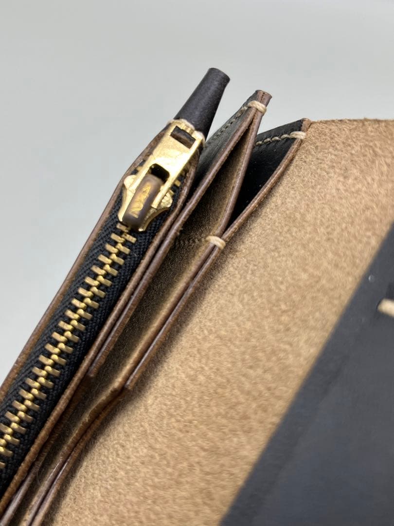 【アウトレット】ミドルトラッカーウォレット　ホースバット MARYAM社①