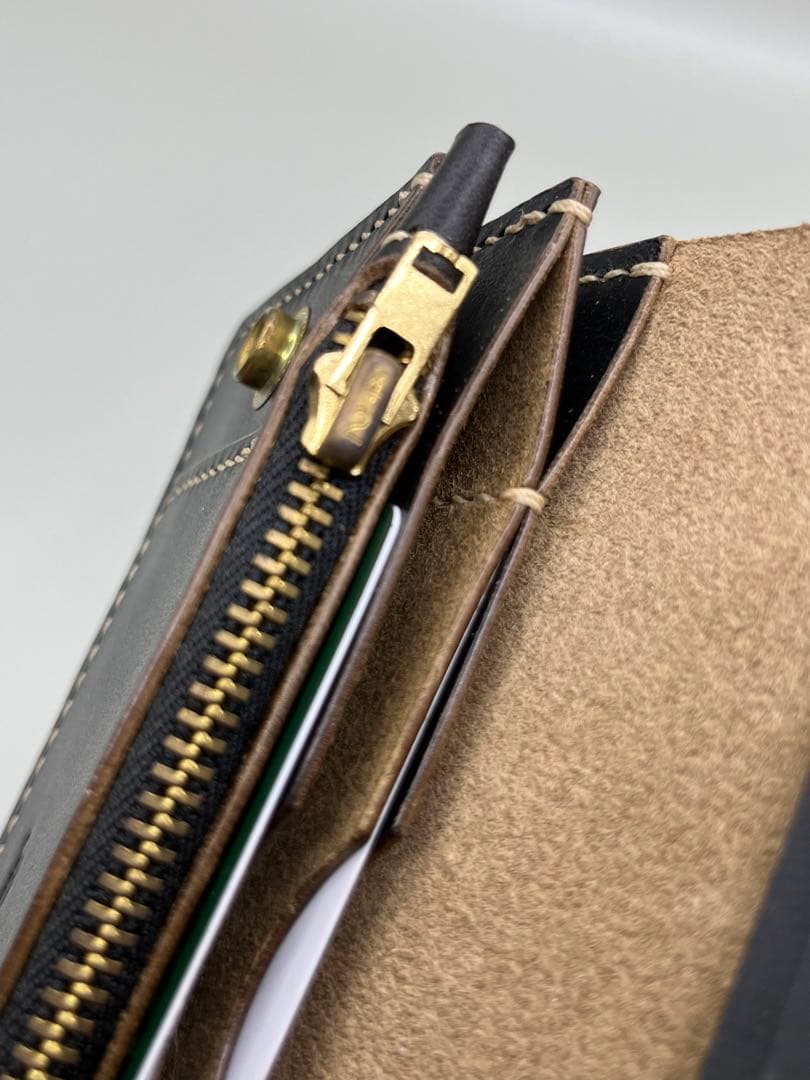 【アウトレット】ミドルトラッカーウォレット　ホースバット MARYAM社①