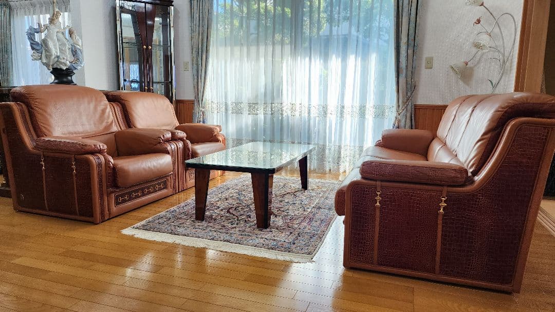 GUCCI グッチ ガラス天板のセンターテーブル