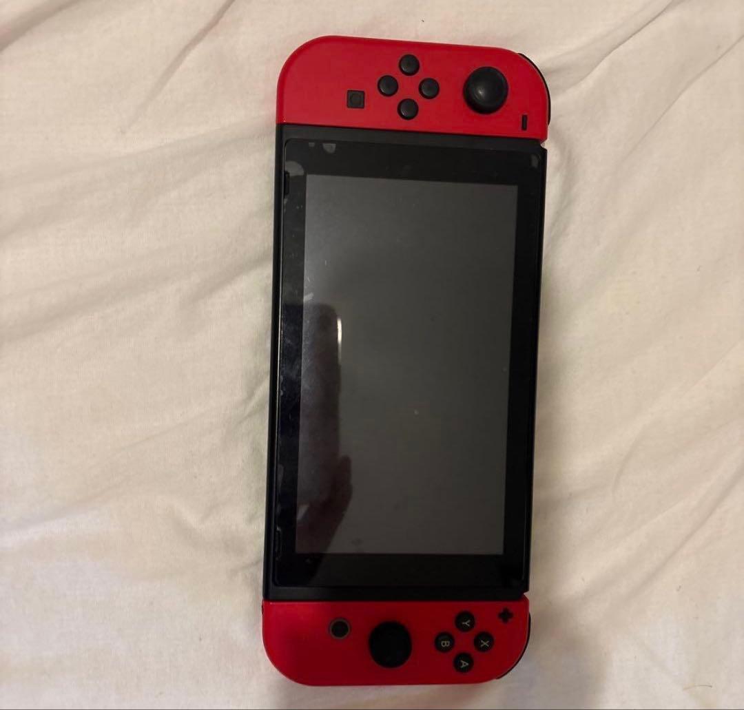 Nintendo Switch 赤色 本体 充電器、ケース付き