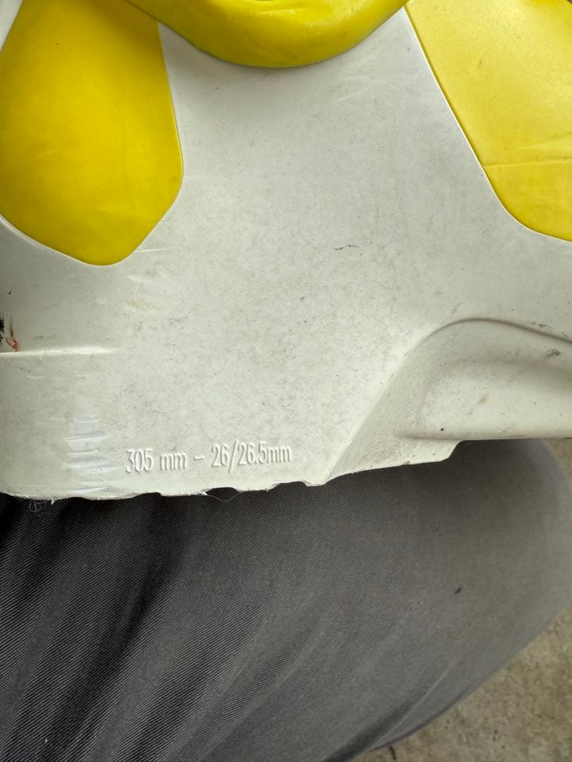 Salomon X Max 130 イエロースキーブーツ