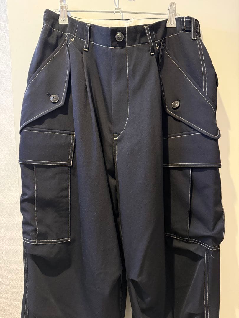 日本製コッキKHOKIウール100%ブラックカーゴパンツ