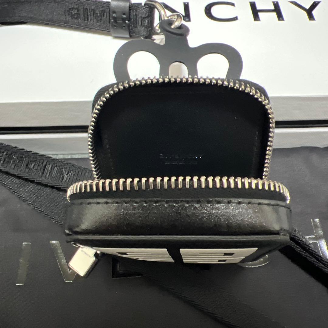 【新品未使用】ジバンシー/Air Pods・スマホケース