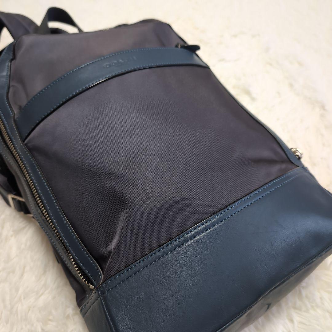 え*べ様 美品　コーチ　リュックサック　レザー　ナイロン　A4可　大容量　 自立