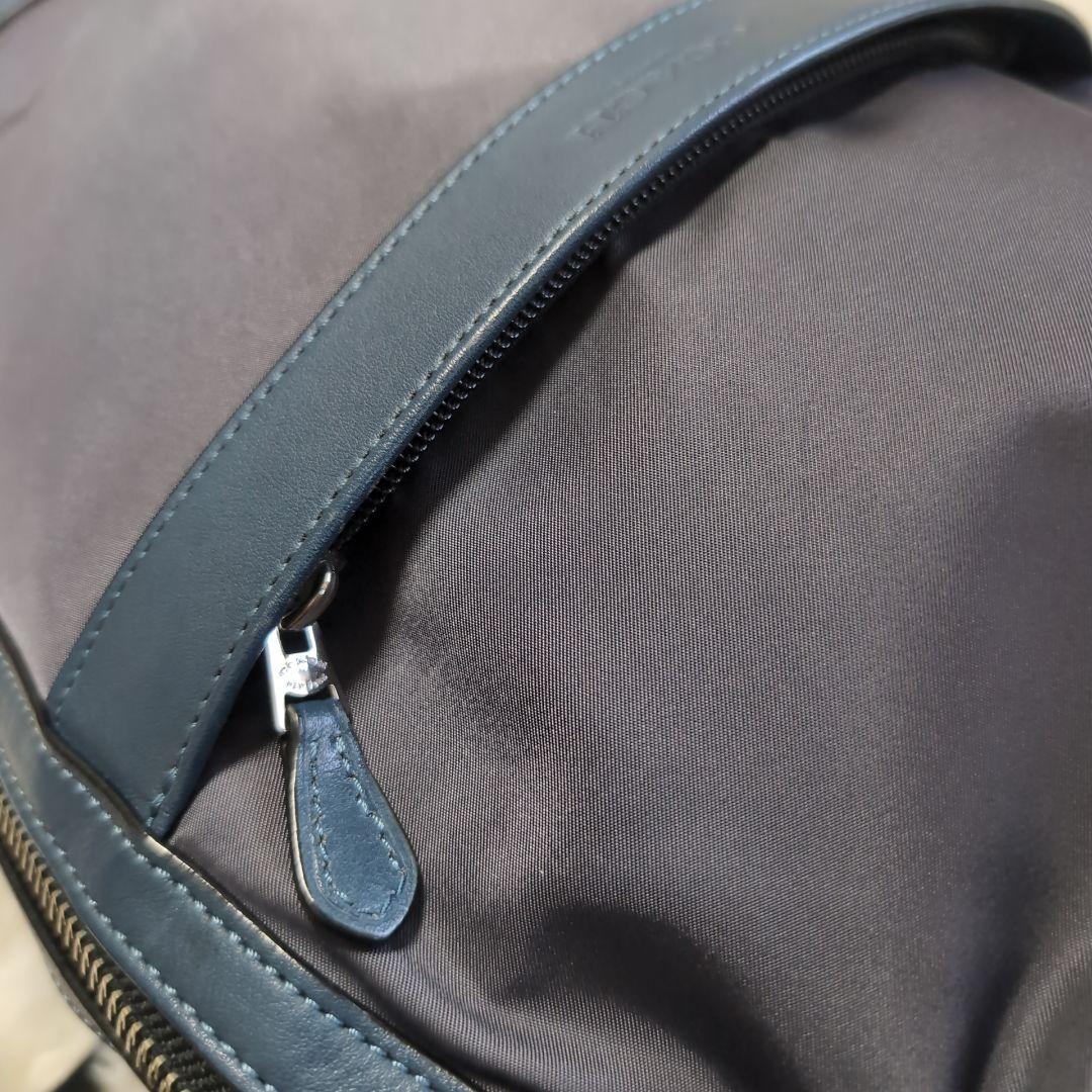 え*べ様 美品　コーチ　リュックサック　レザー　ナイロン　A4可　大容量　 自立