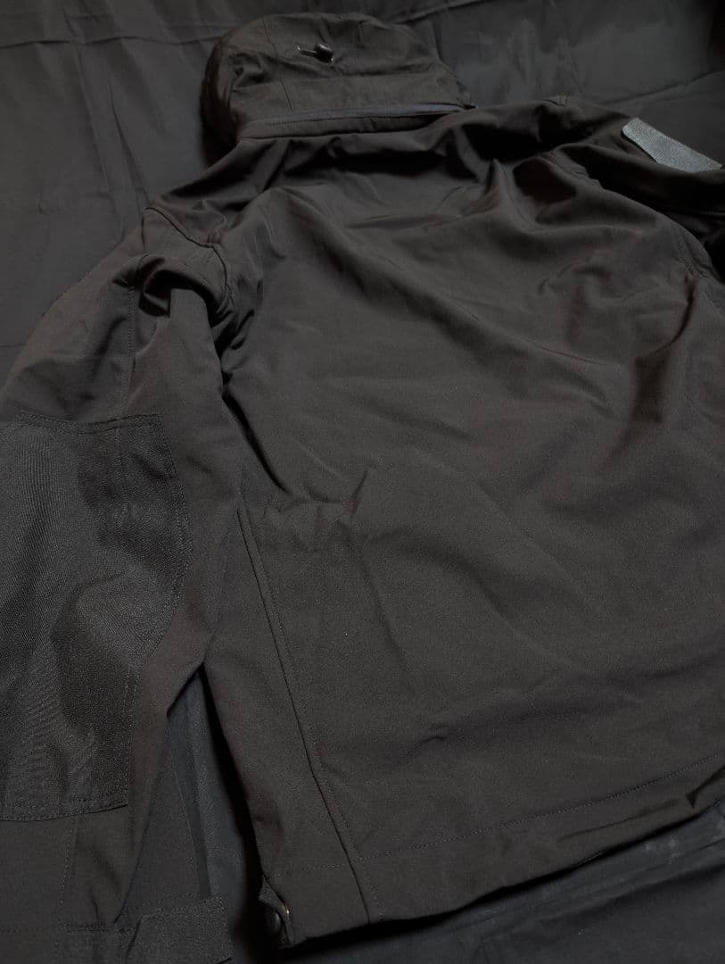 【超希少・新品実物】OMOH官品ソフトシェル上下セット