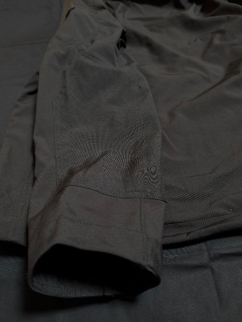 【超希少・新品実物】OMOH官品ソフトシェル上下セット