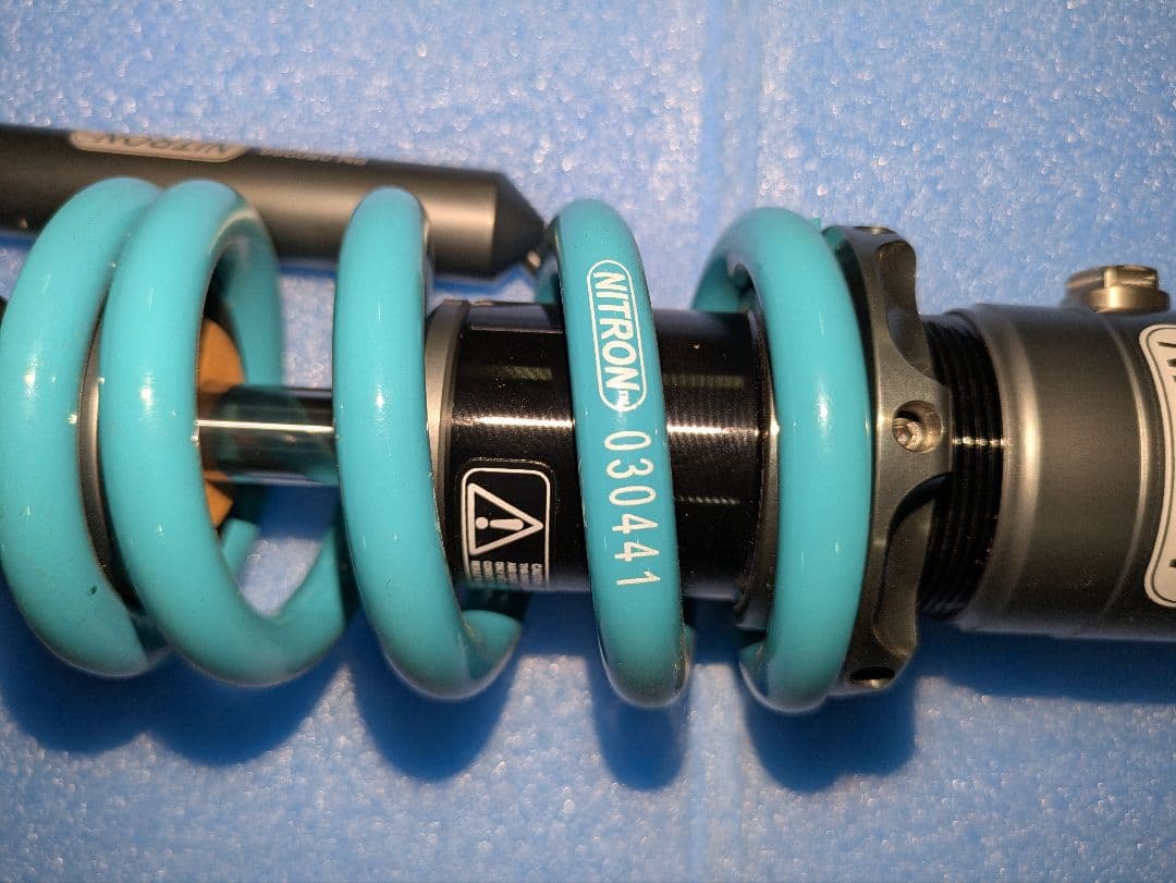 NITRON・ナイトロンZ125PRO用リアサスペンション