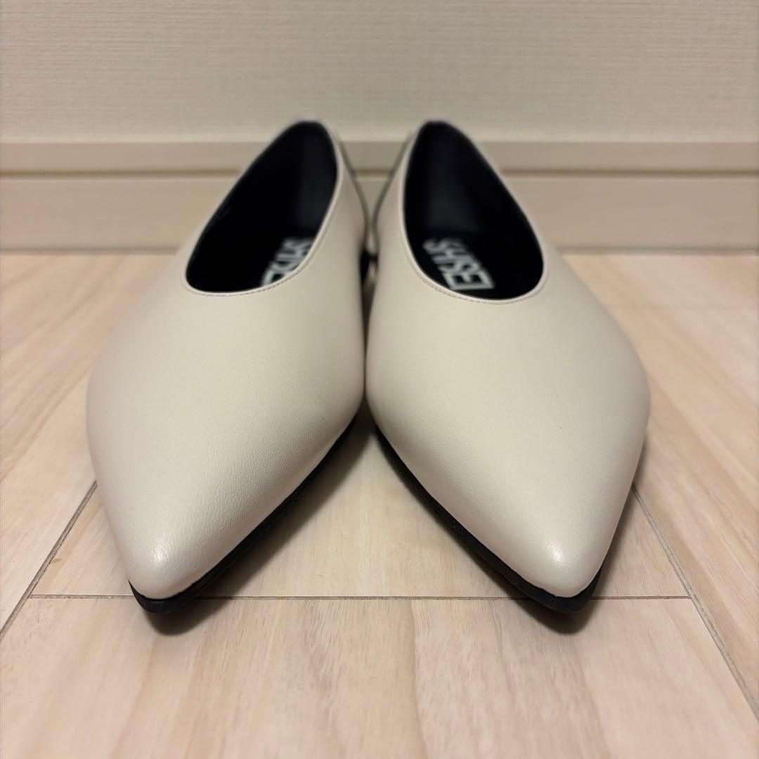 靴 SHISEI POINTED U PUMPS WHITE BLACK 36.5