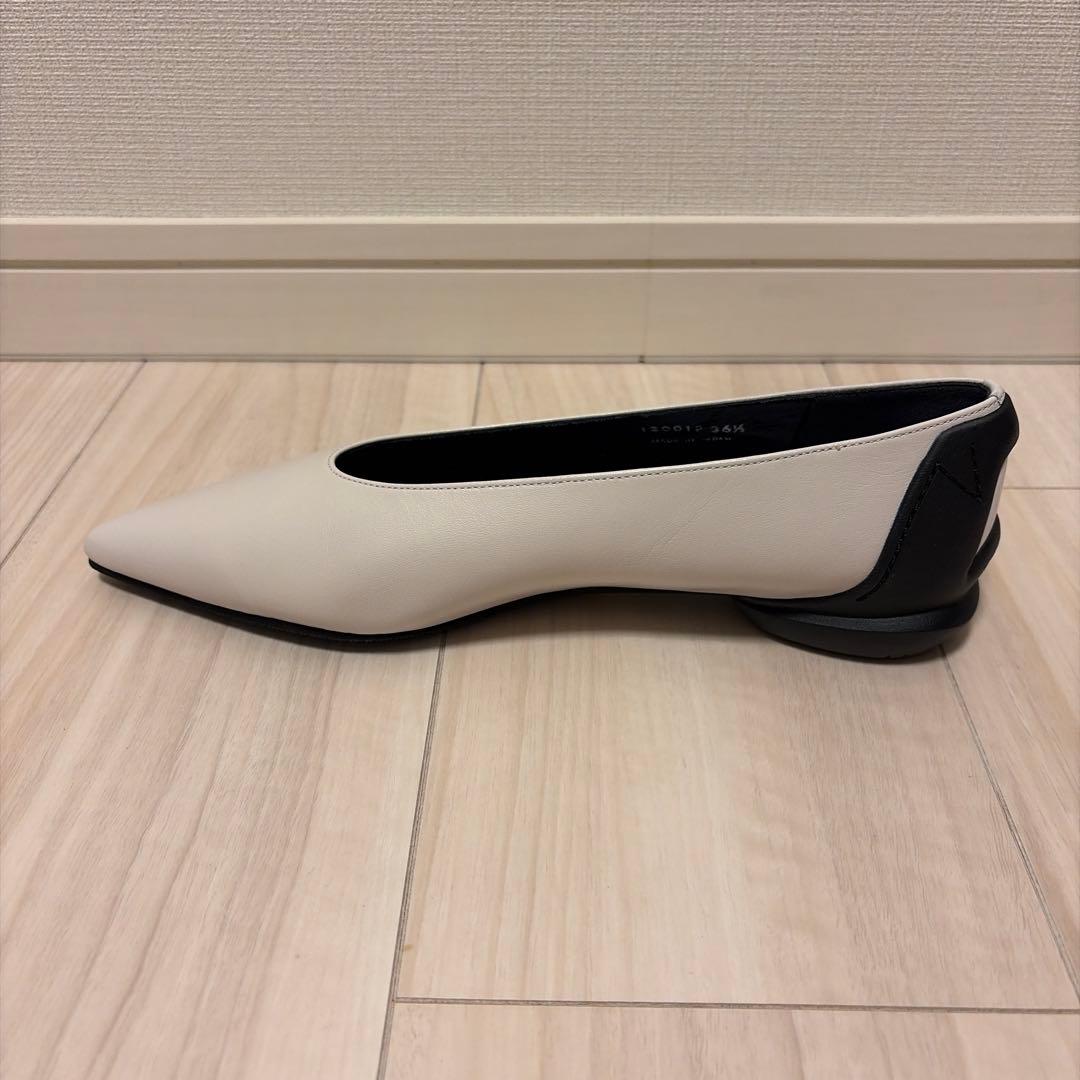靴 SHISEI POINTED U PUMPS WHITE BLACK 36.5