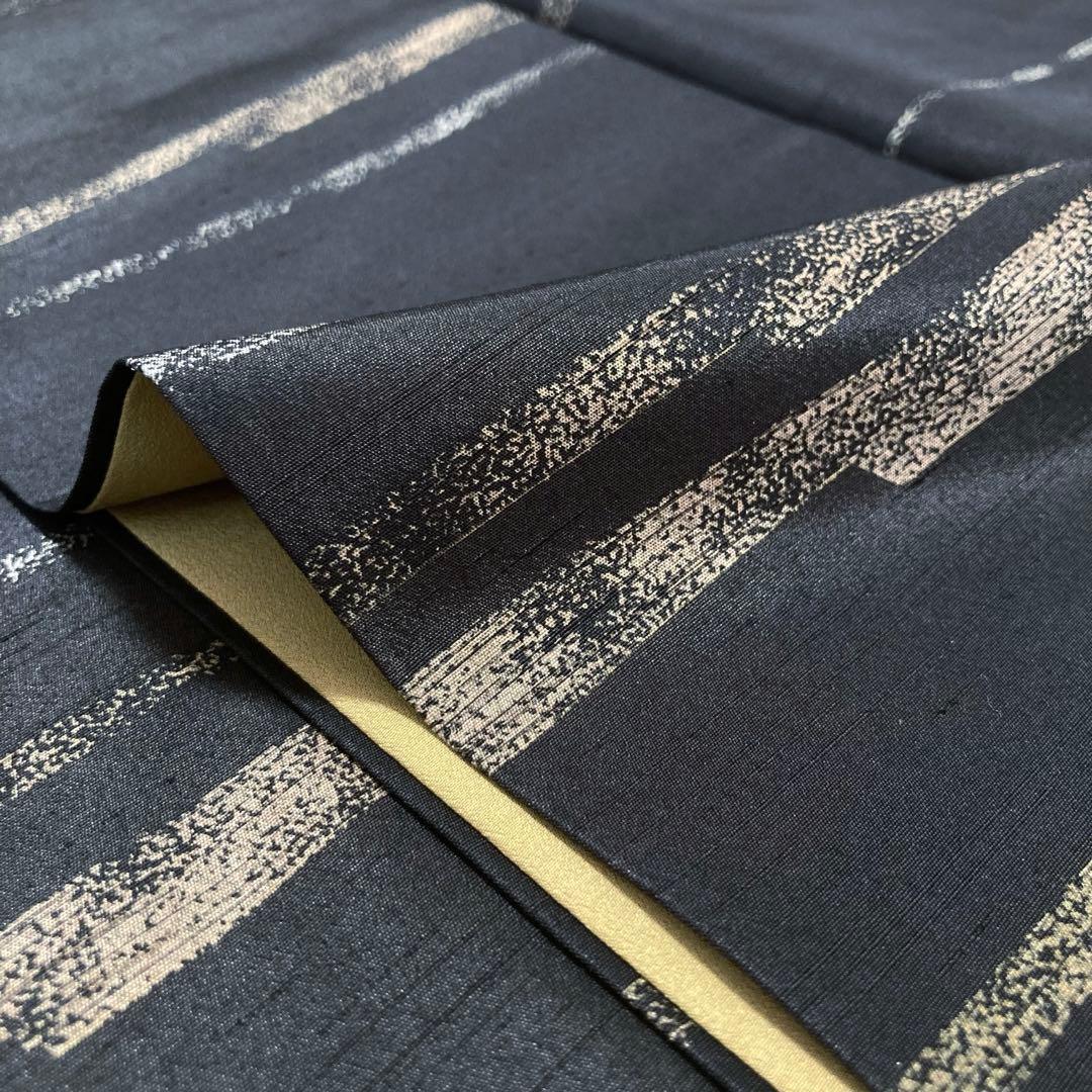 【良品✨】東レシルック　洗える着物　小紋　紬調　黒色　横段　袷　A2