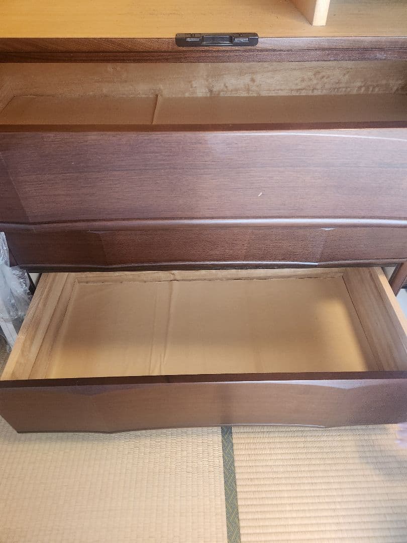 タンス 婚礼家具　木製　洋服ダンス　ワードローブ　収納　チェスト　引出し4段