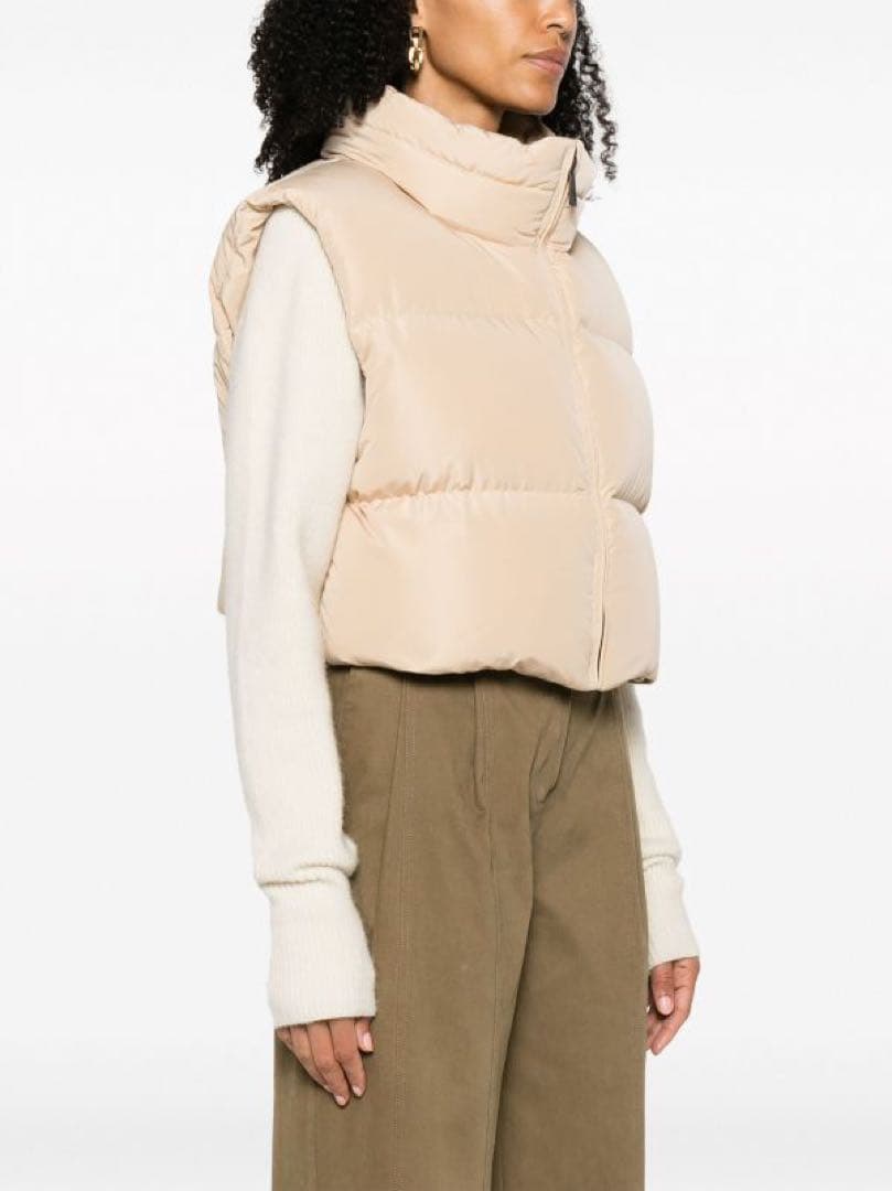 Bagon ベージュ ダウンベスト