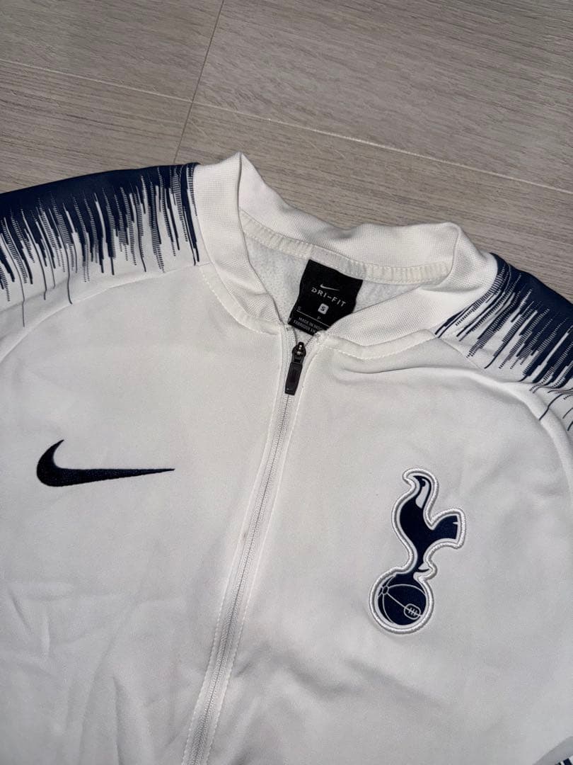 トッテナム　アンセムジャケット　18/19シーズン