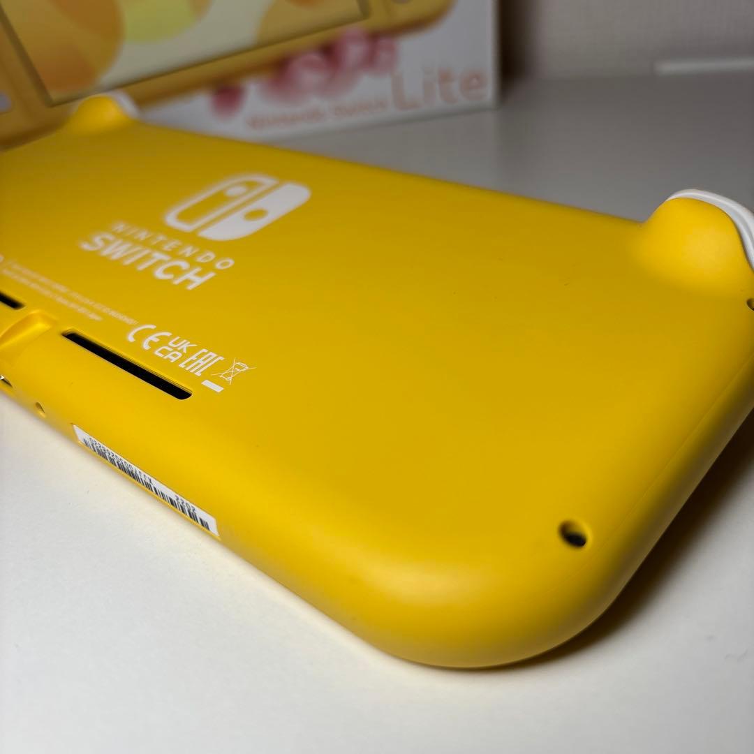 【美品】任天堂 スイッチライトNintendo Switch Lite