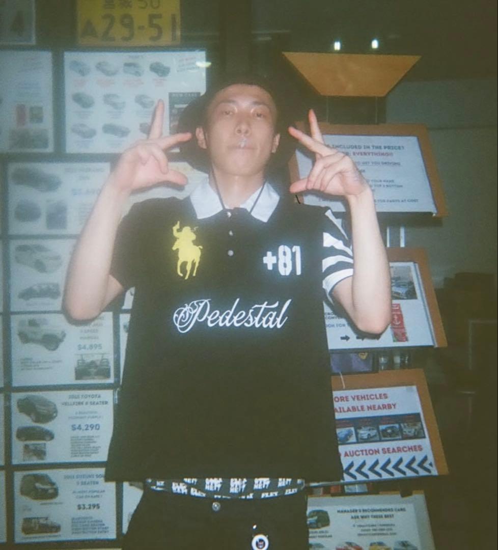 Pedestal +81 ポロシャツ 黒　dab着用