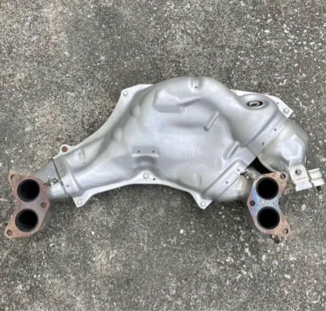 2*0様 86 BRZ 純正エキマニ