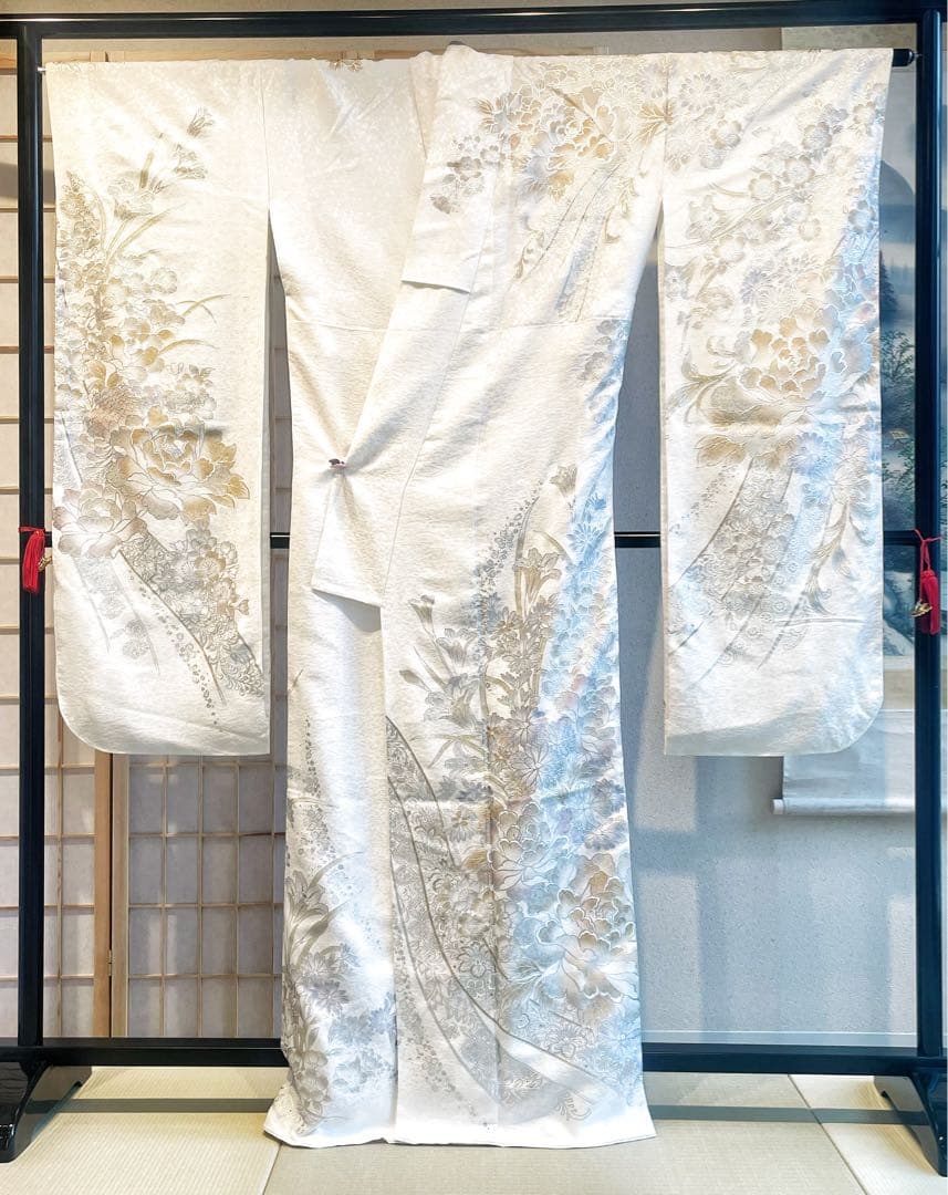 【喜織屋】 ＊新品＊高級振袖美品 振袖 白地 金彩刺繍 豪華絢爛結婚式 成人式
