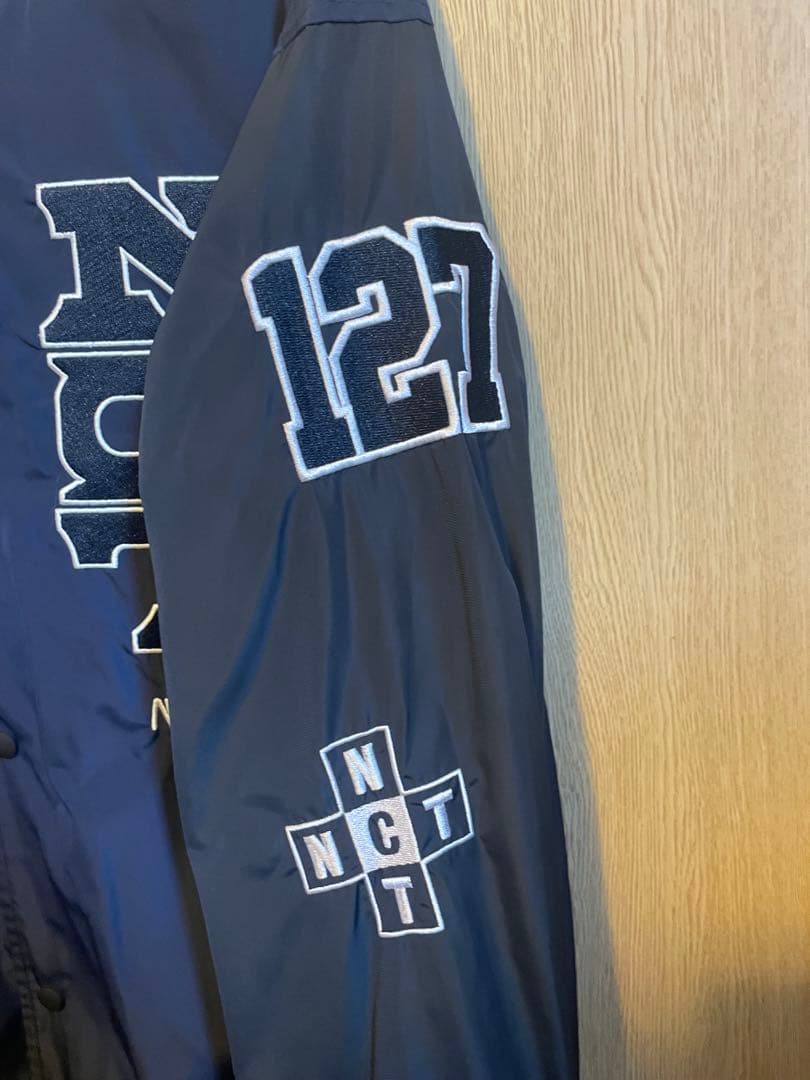 【激レア】NCT127 スタジャン ジャケット 公式グッズ