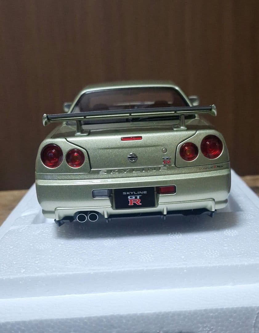 に*ー様 オートアート　日産　スカイライン　GT-R　BBS　ミニカー　1/18