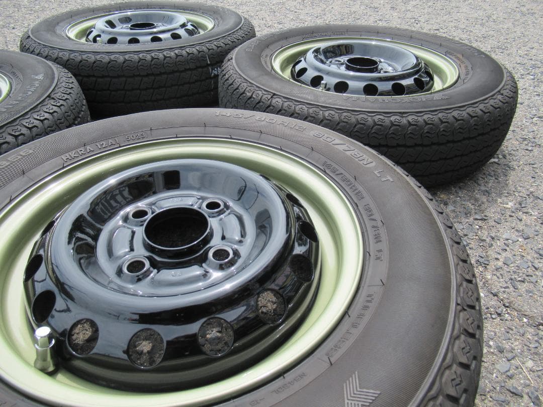 ひろ☆オーダー塗装　ブラックXグリーンリム　12インチ☆